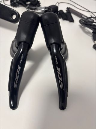 OFERTA!!Grupo Shimano 105 Di2 12v