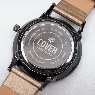 Reloj Cover de diseño suizo