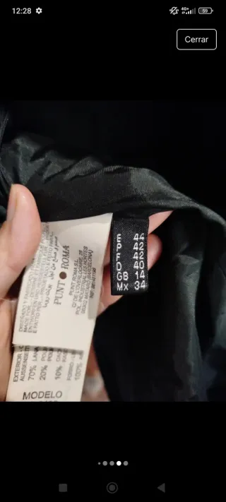 Abrigo de lana negro con cuello de pelo