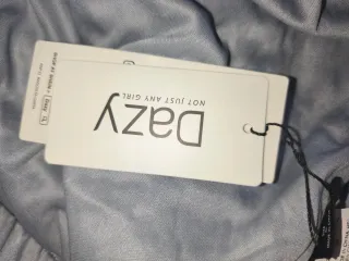 Pantalón corto brillante plateado