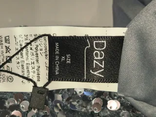 Pantalón corto brillante plateado