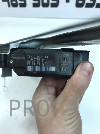 Elevalunas renault scenic 2 izquierdo