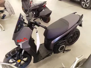 SEAT MO 125 Scooter Eléctrica Nueva