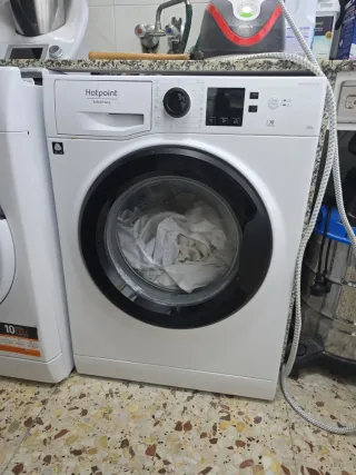 Lavadora Hotpoint 9 kg