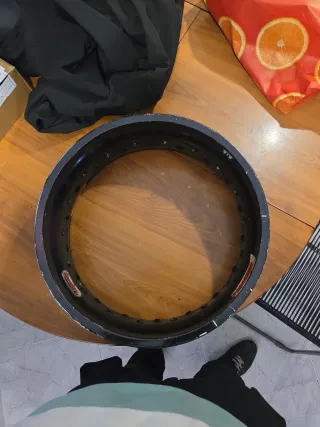 Llanta Supermotard 17x5.00 36 radios