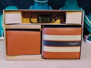 Set Cartera y Llavero Coach