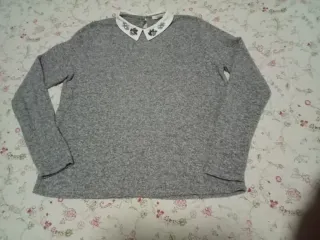 Jersey cuello abalorios