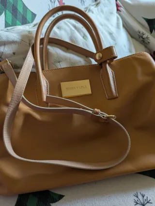 Bolso Bimba y Lola piel beige y dorado