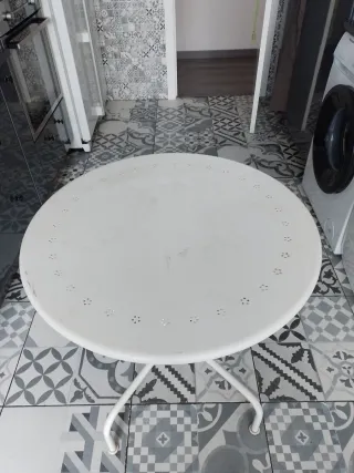 Mesa redonda Ikea blanca 70cm se envia por method