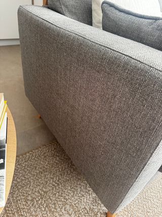 Sofá 3-4 plazas cheslong gris claro. Como nuevo.