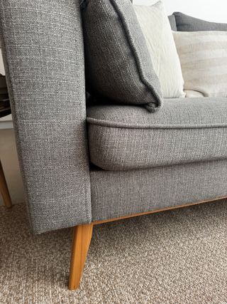 Sofá 3-4 plazas cheslong gris claro. Como nuevo.