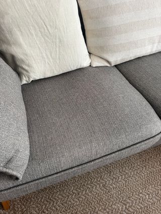 Sofá 3-4 plazas cheslong gris claro. Como nuevo.