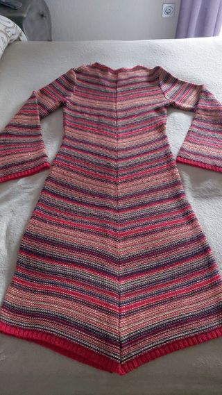 Vestido de lanita rayas rosa y morado