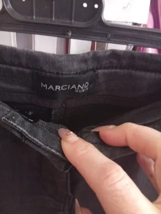 Pantalones Guess Marciano elásticos negros