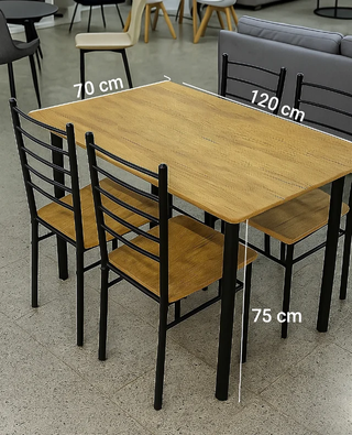 DISTRIBUIDOR!! Mesa y 4 Sillas Comedor/Restaurante