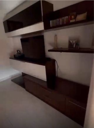 Muebles TV pared y estantería