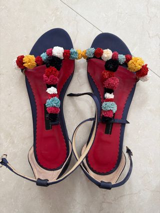 Sandalias CH T37 Pompones Multicolor