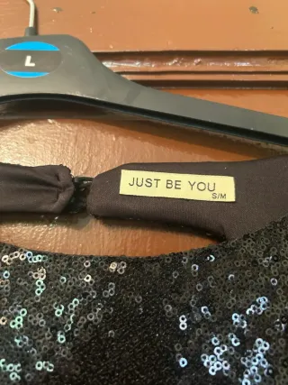 Vestido negro lentejuelas