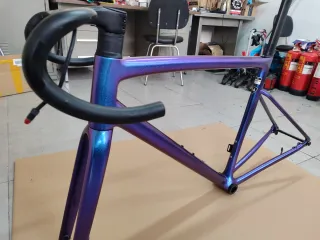 Cuadro carbono bicicleta carretera