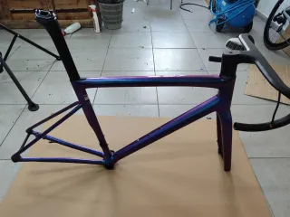 Cuadro carbono bicicleta carretera