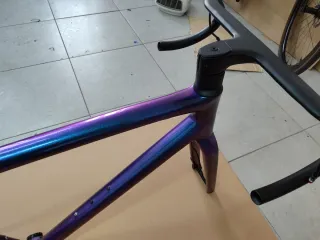 Cuadro carbono bicicleta carretera