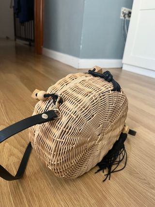 Bolso redondo de esparto