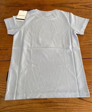 T-shirt azul manga curta com etiqueta - 8 anos