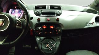 Abarth 500 1.4 16v T-Jet 99 kW (135 CV)