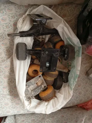 Piezas de skate: ejes y ruedas