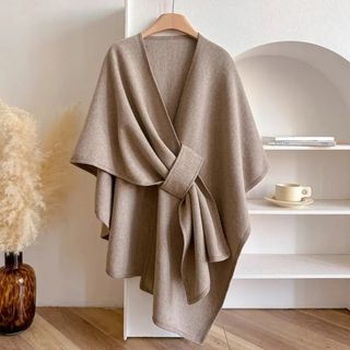 Poncho/Estola Beige Talla L Nuevo