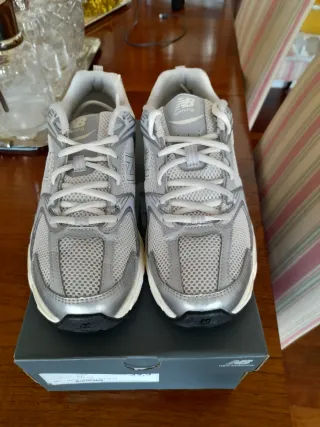 Zapatillas New Balance Plata/Blanco auténticas