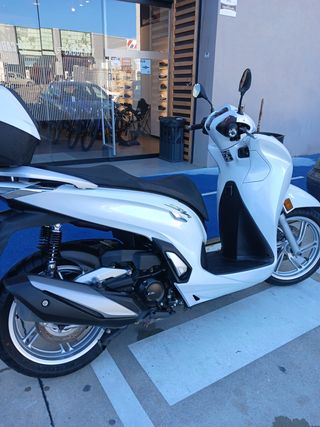 Honda SH350 Blanca