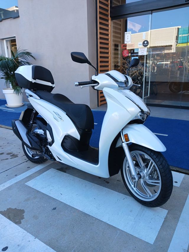 Honda SH350 Blanca