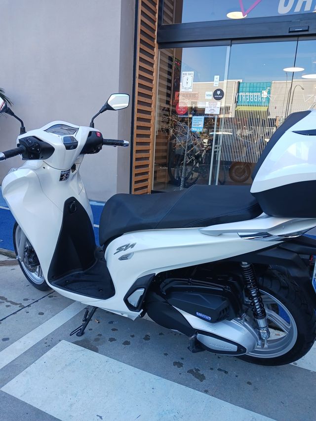 Honda SH350 Blanca