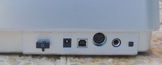 Behringer UMX49 Teclado Master MIDI USB