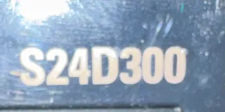 Monitor Samsung 24" S24D300 Negro