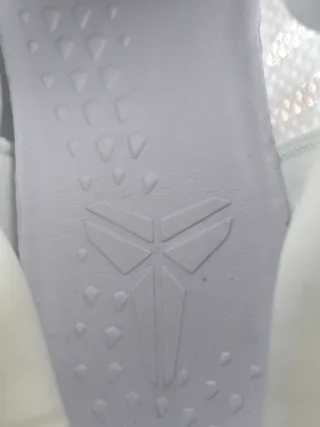 Nike Kobe 8  Blancas