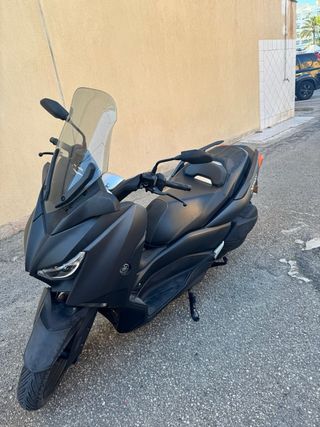 Yamaha Xmax 300 2021 - 18.400 km