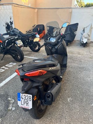Yamaha Xmax 300 2021 - 18.400 km