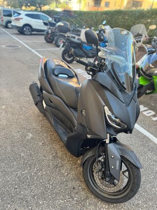 Yamaha Xmax 300 2021 - 18.400 km
