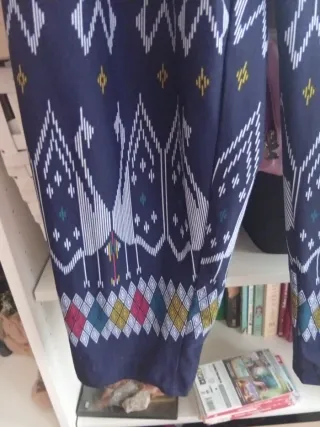 Pantalones anchos estampados