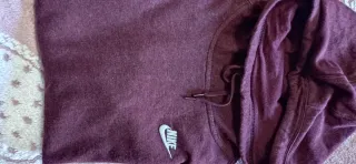 Sudadera Nike Morada con Capucha