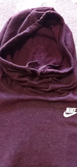 Sudadera Nike Morada con Capucha