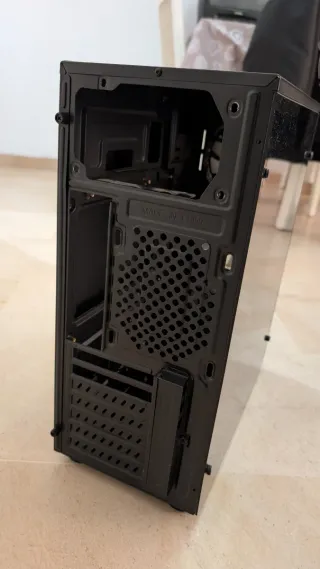 Caja PC AeroCool Glider RGB