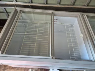 Congelador horizontal con tapa de cristal