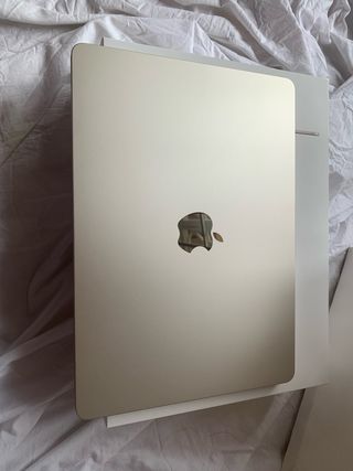 MacBook Air 13 M3 - Nuevo - envío gratis