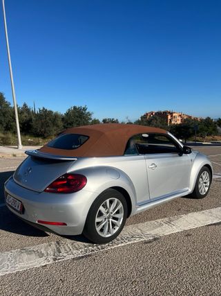 Volkswagen Beetle 2016