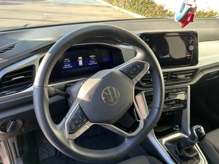 Volkswagen T-Roc 2023