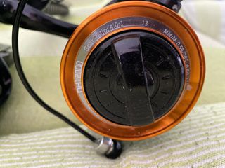 2 Canne da pesca per siluro con mulinelli