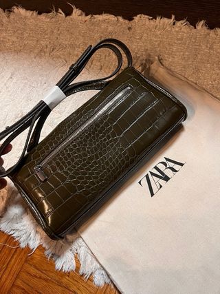 Bolso de mano Zara efecto piel cocodrilo